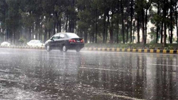 Rain-wind/thunderstorm likely at isolated parts of country: PMD