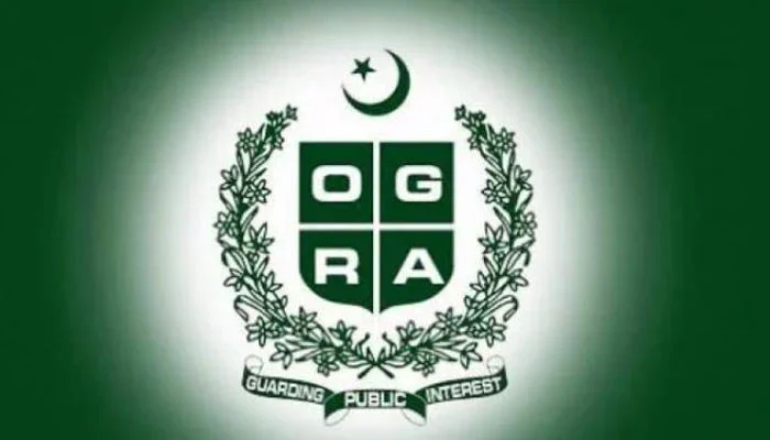 OGRA discusses HSD stocks issue with refineries, OMCs