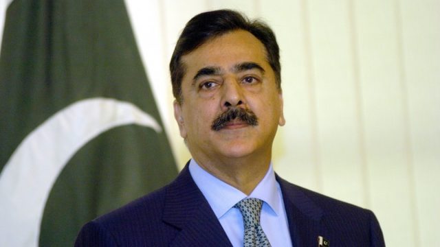 Gilani condemns blast near Chinese nationals’ vehicle in Karachi