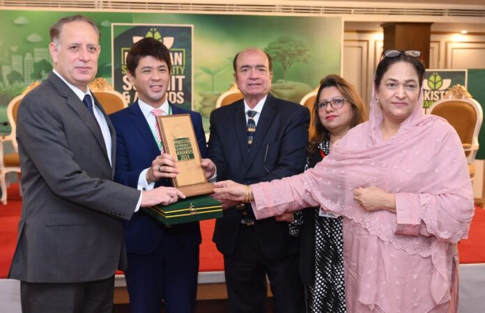 Devcom hosts “Leaders in Sustainability Awards” for sustainable development champions