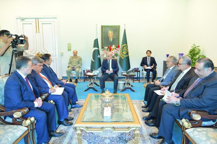 PM expresses Pakistan’s desire to promote global peace, regional connectivity