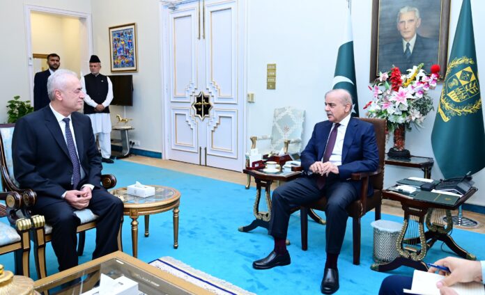 PM reiterates Pakistan’s support for Palestinians’ right to self-determination