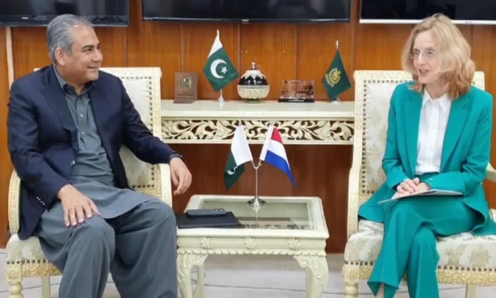 Pakistan, Netherlands strengthen ties with focus on human trafficking, cricket cooperation