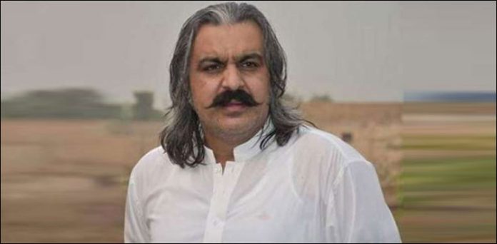 Court maintains arrest warrants against Gandapur