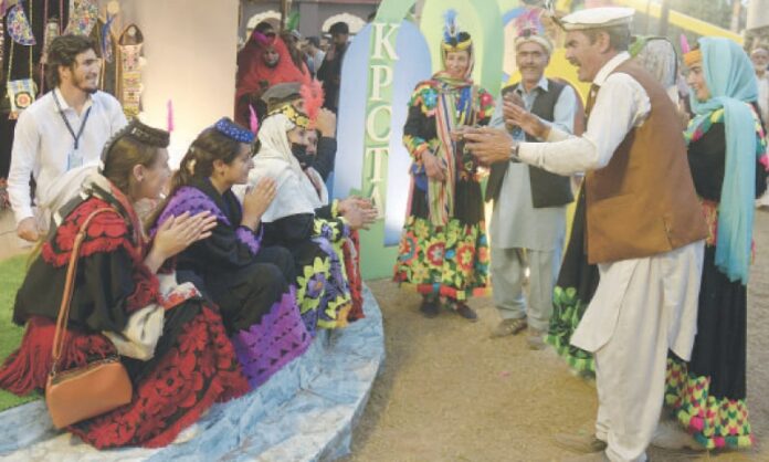 Pakistan’s rich cultural heritage on display at Lok Mela 2024: Director