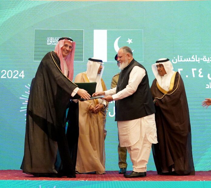 Al Baik, GO ink strategic partnership to bring Saudi expertise to Pakistan