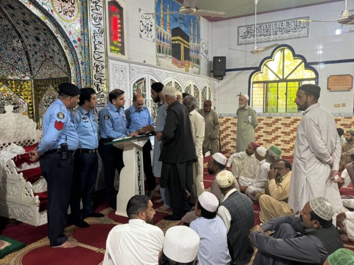 ICT Police SPs hold open courts in Mosques to address citizen grievances