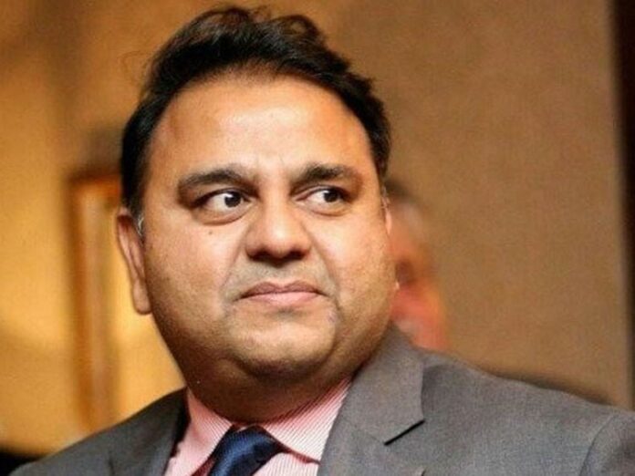 Fawad Chaudhry apologizes to Election Commission in contempt case