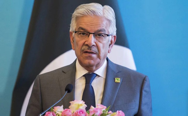 Khwaja Asif, Governor Tessori visit Ppavilions, stalls in IDEAS 2024