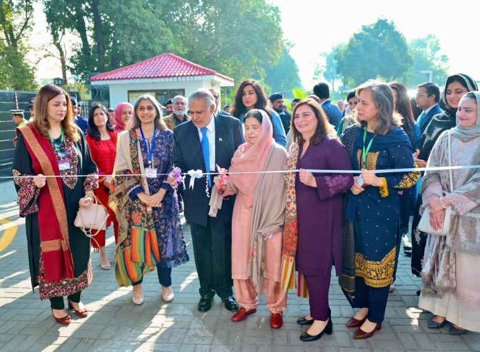 DPM Dar inaugurates Charity Bazaar at Foreign Office