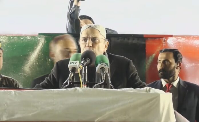 President Zardari pledges to protect rights of all provinces