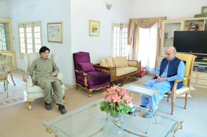 PM Shehbaz visits Ch Nisar to condole his sister’s demise