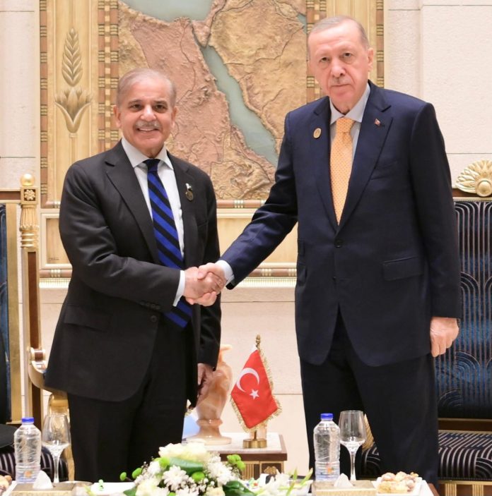 PM, Turkish President discuss bilateral ties