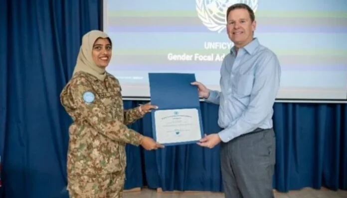 Pakistani female peacekeeper wins award for gender advocacy