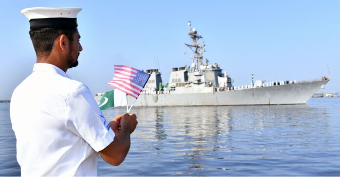 Pakistan, US navies conduct bilateral exercise in Arabian Sea