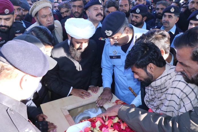 Funeral prayer of constable Safdar Hussain Shah offered at Police Lines HQ