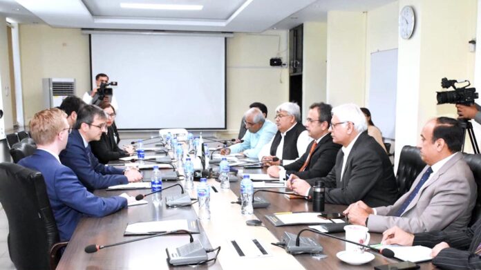 US Treasury Dept delegation meets Minister for Power Awais Leghari