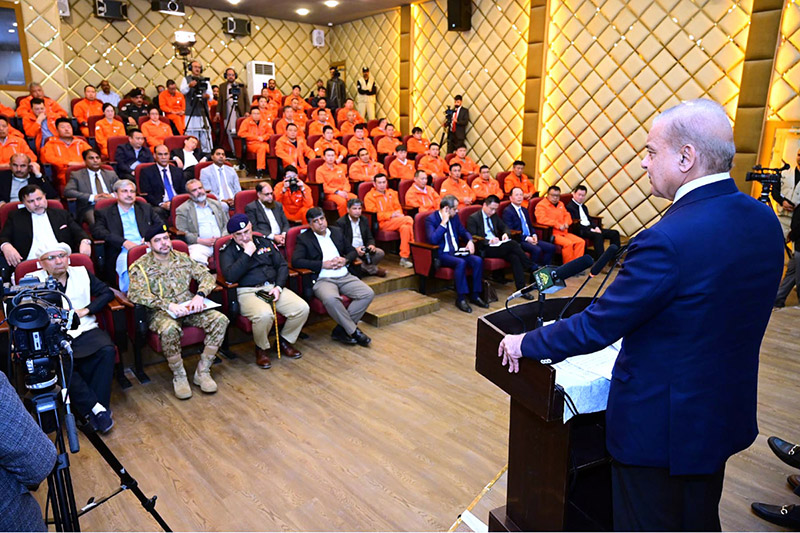 Prime Minister Muhammad Shehbaz Sharif addresses the Chinese Engineers and government officials at Kass camp of China Gezhouba Group Company (CGGC). 