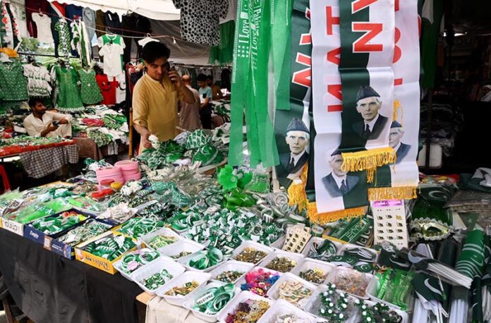 Jashan-i-Azadi stalls attract buyers