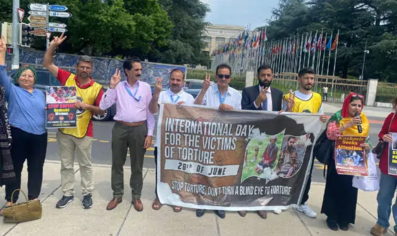 Kashmiri delegation stages protest in front of UN office