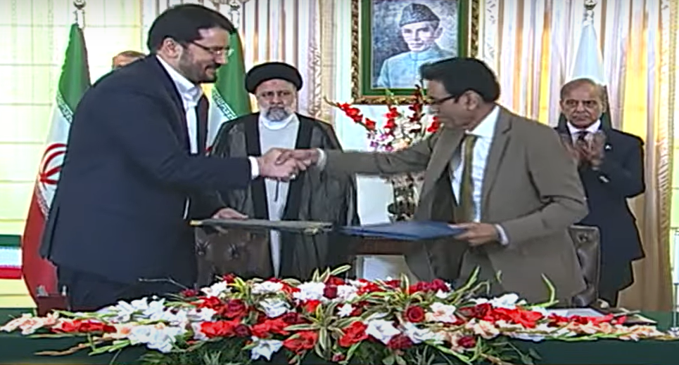 Pakistan, Iran sign eight accords to strengthen bilateral cooperation in multiple sectors