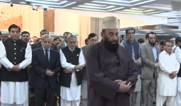 PM, parliamentarians offer Ismail Haniyeh’s funeral prayer