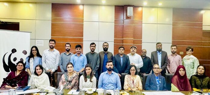 WWF-Pakistan mulls over climate change integration into policies, actions with stakeholders