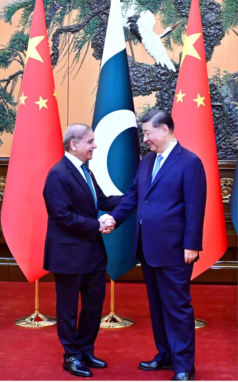 Pak, China reaffirm to strengthen strategic relationship, safeguard common interests, promote socio-economic development