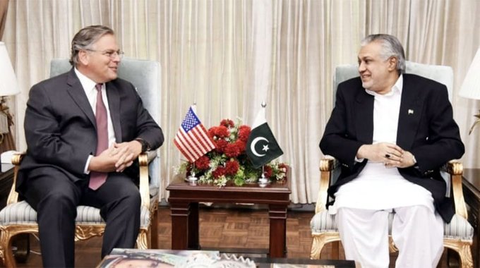 U.S. envoy calls on Foreign Minister Ishaq Dar