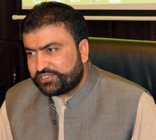 Balochistan Govt to enrol 400 children of labourers in higher educational institutions this year