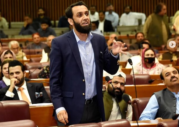 ‘No criticism on Pakistan allowed in Parliament’, says Tarar