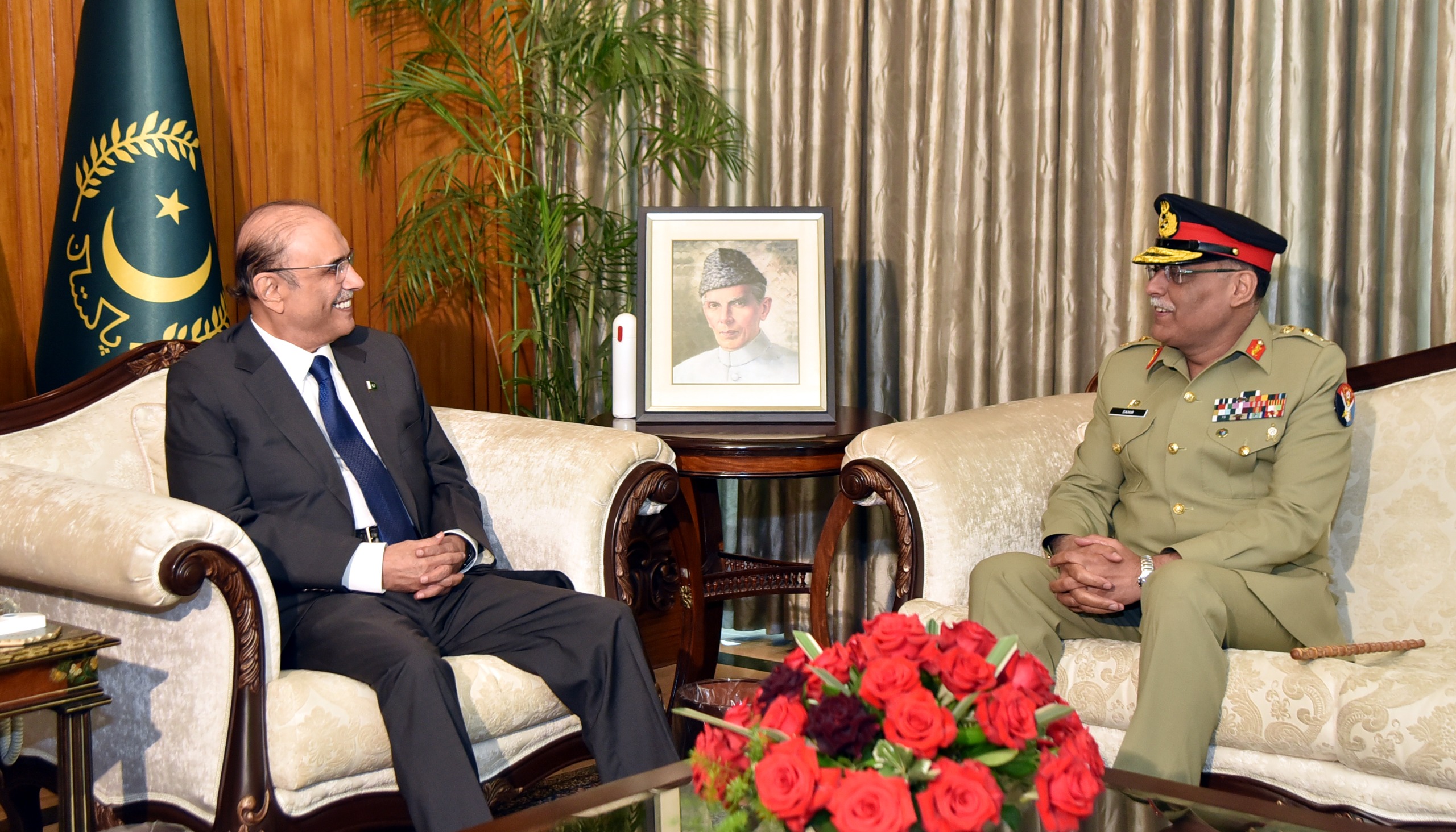 CJCSC briefs President Zardari about security situation, armed forces’ preparedness 