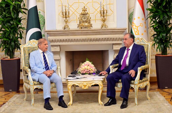 PM meets Tajik president; highlights Pakistan’s investment potential in multiple sectors