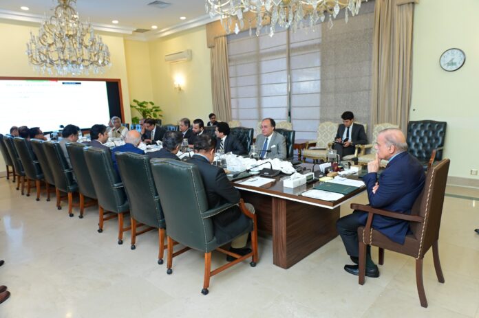 PM stresses using technology for effective enforcement of customs duties