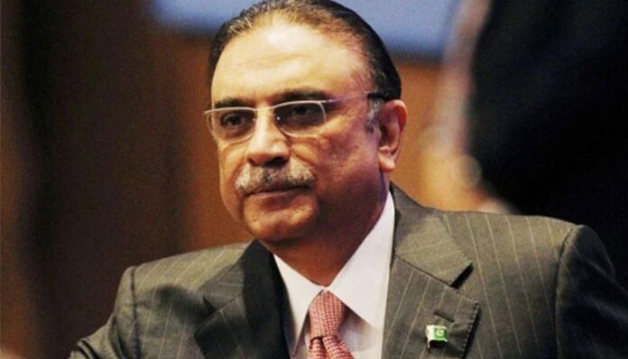 President Zardari mourns martyrdom of three Pak army soldiers in Bajaur