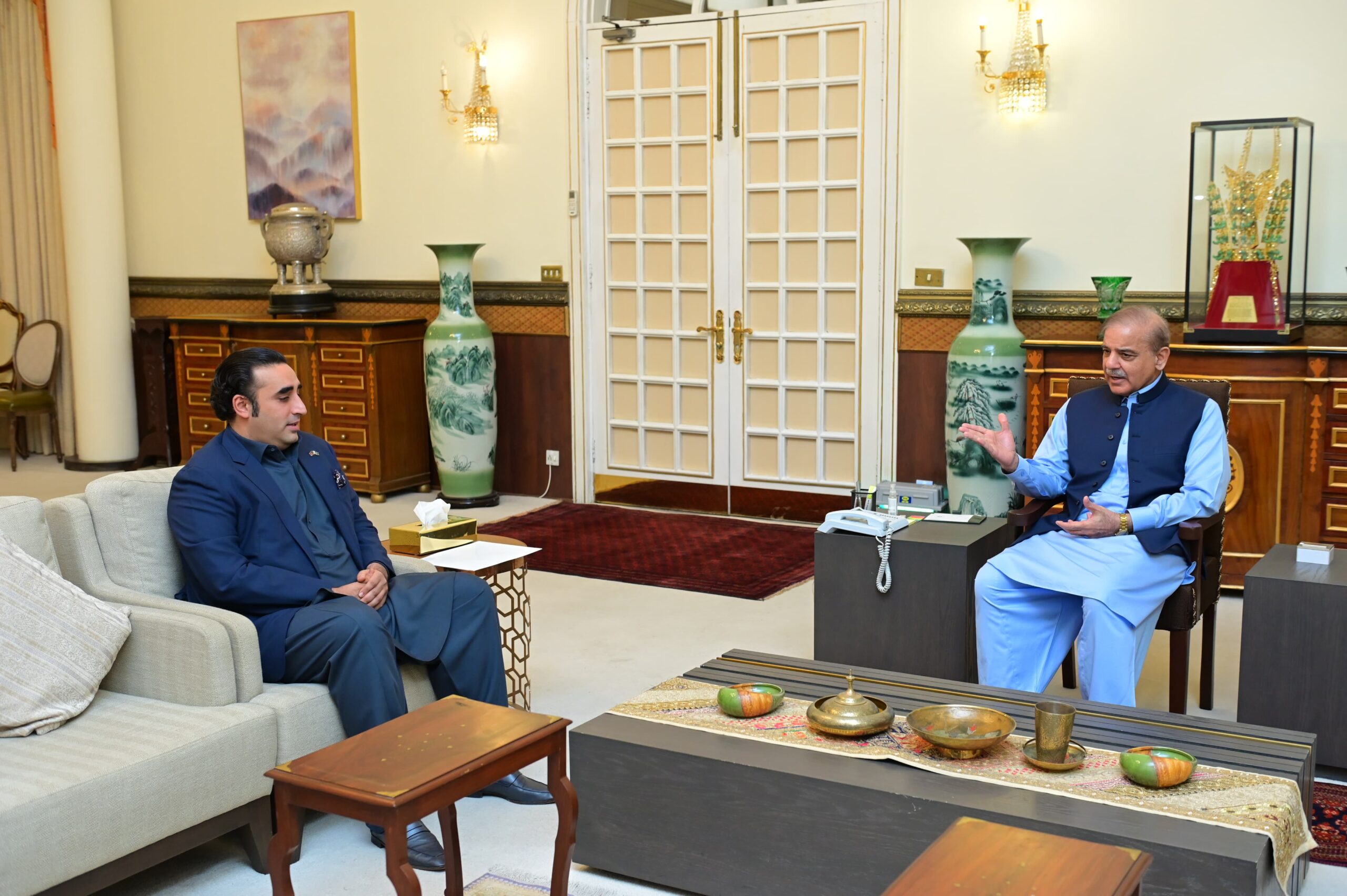 Bilawal Bhutto calls on Prime Minister Shehbaz Sharif