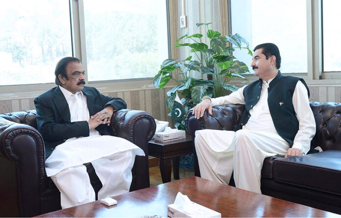 Kundi, Rana Sana discuss KP related matters