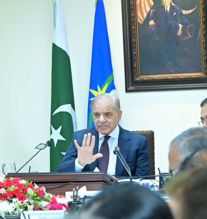 PM directs FBR authorities to gird up loins for revenue generation with dedicated efforts, usage of latest technology