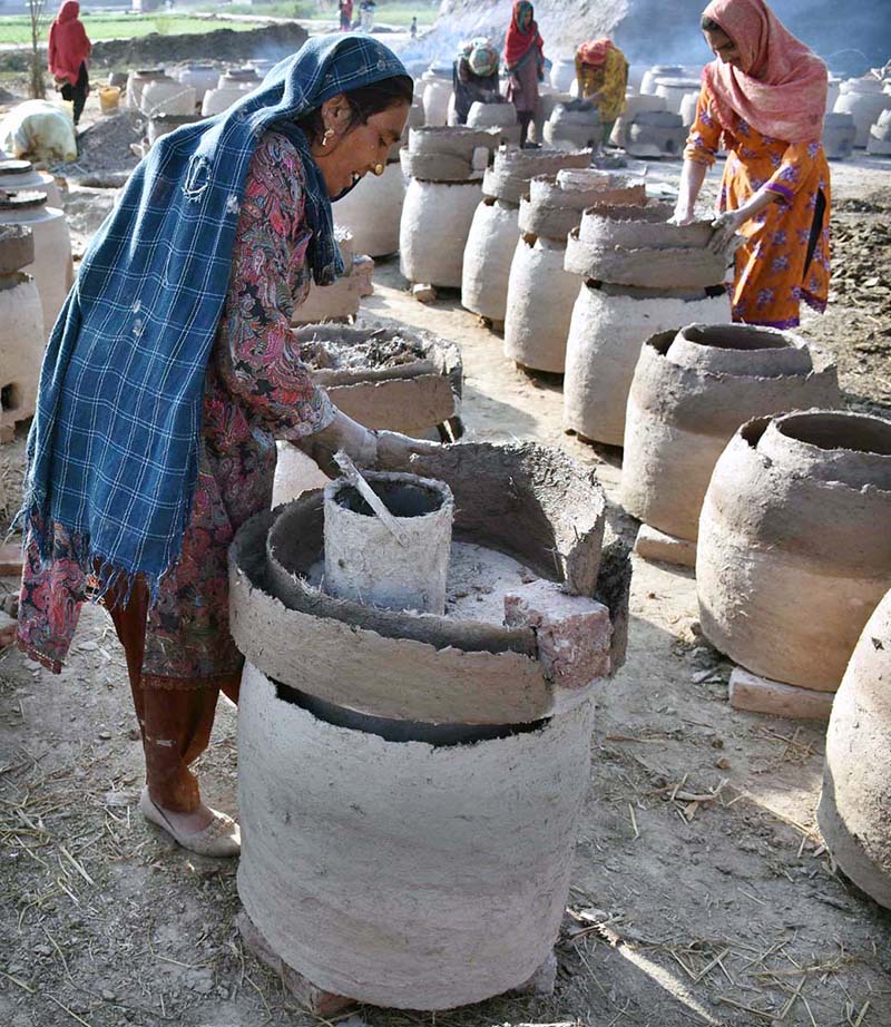 Women workers must receive minimum wages, additional social welfare benefits: women laborers