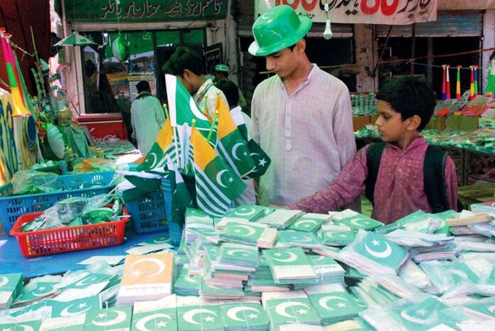 Kids lead patriotic fervour as Pakistan gears up for 14th August celebrations