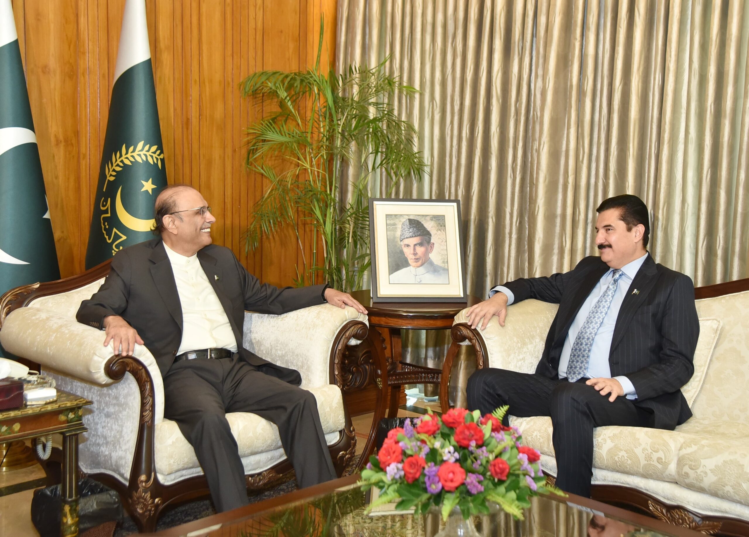 KP Governor Kundi calls on President Zardari 