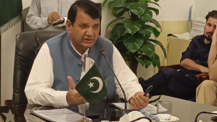 Muqam meets with Tribal jirga’s elders to end sit in