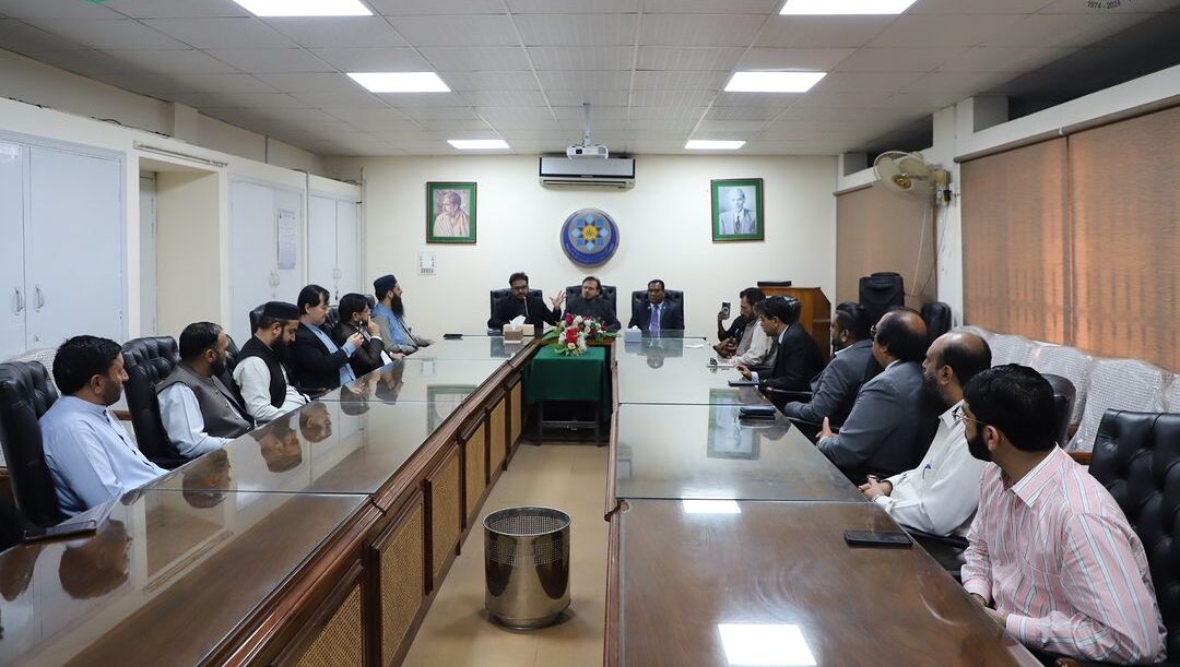 Malaysian delegation along with IMRF visits AIOU