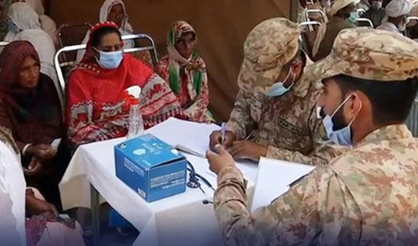 Pak Army provides free eye care facility to over 1,400 patients in KP