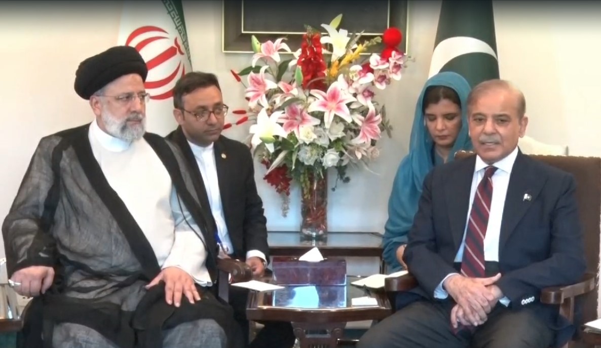 Pakistan, Iran agree on joint efforts to eradicate terrorism, promote cooperation in diverse fields 