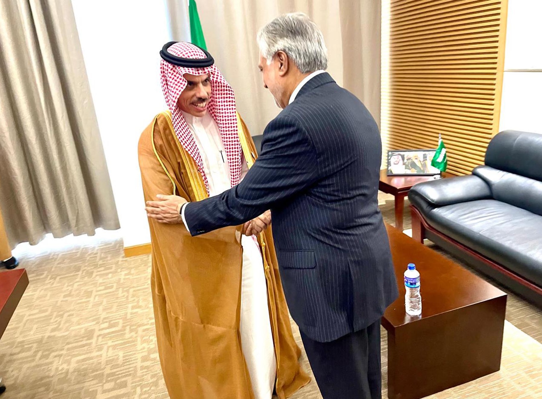 Pakistan, Saudi Arabia reaffirm resolve to further enhance economic ties