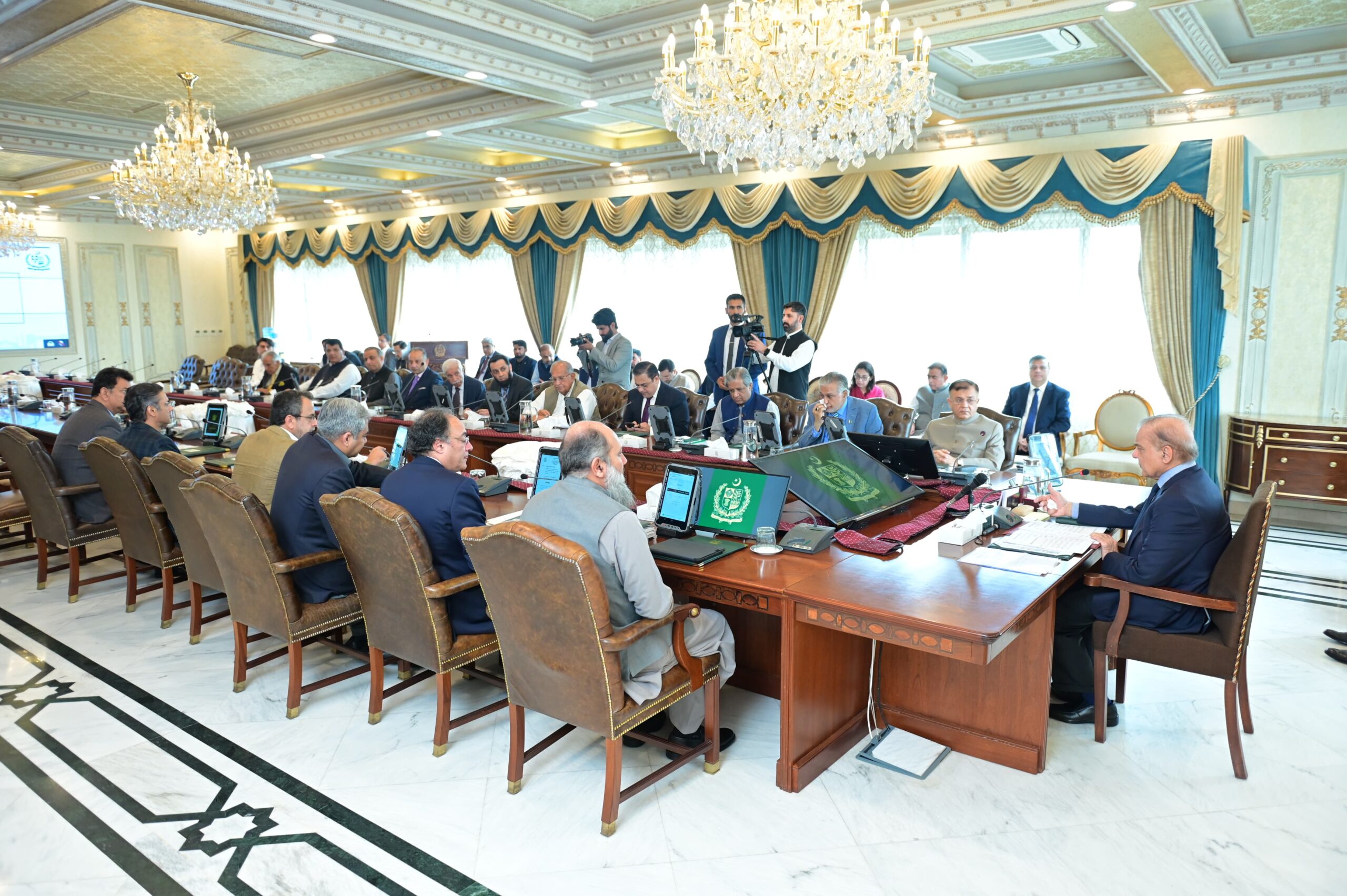 Cabinet briefed on progress of PIA privatization