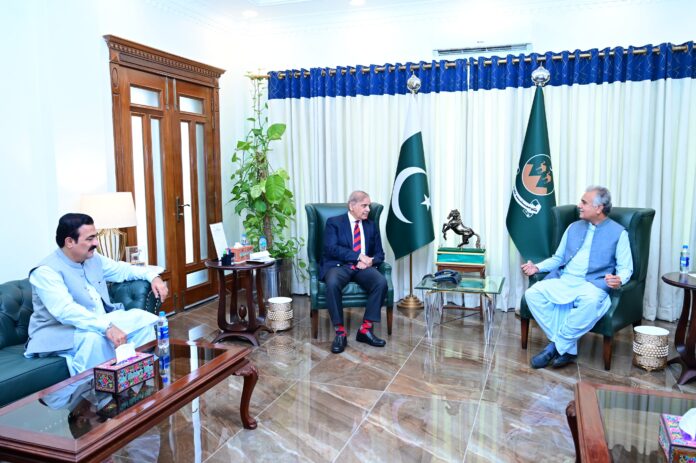 Delegation of National Party calls on PM Shehbaz