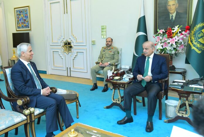 PM reaffirms Pakistan’s support to ECO in boosting intra-regional trade