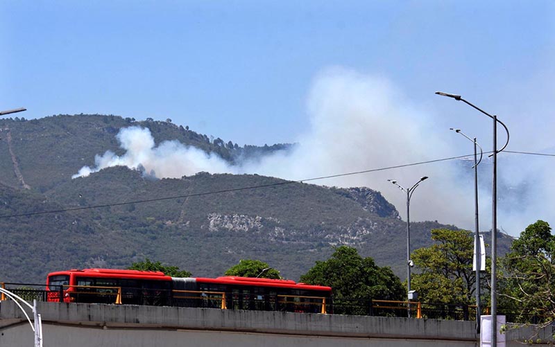 PM directs urgent action to extinguish Margalla Hills fire